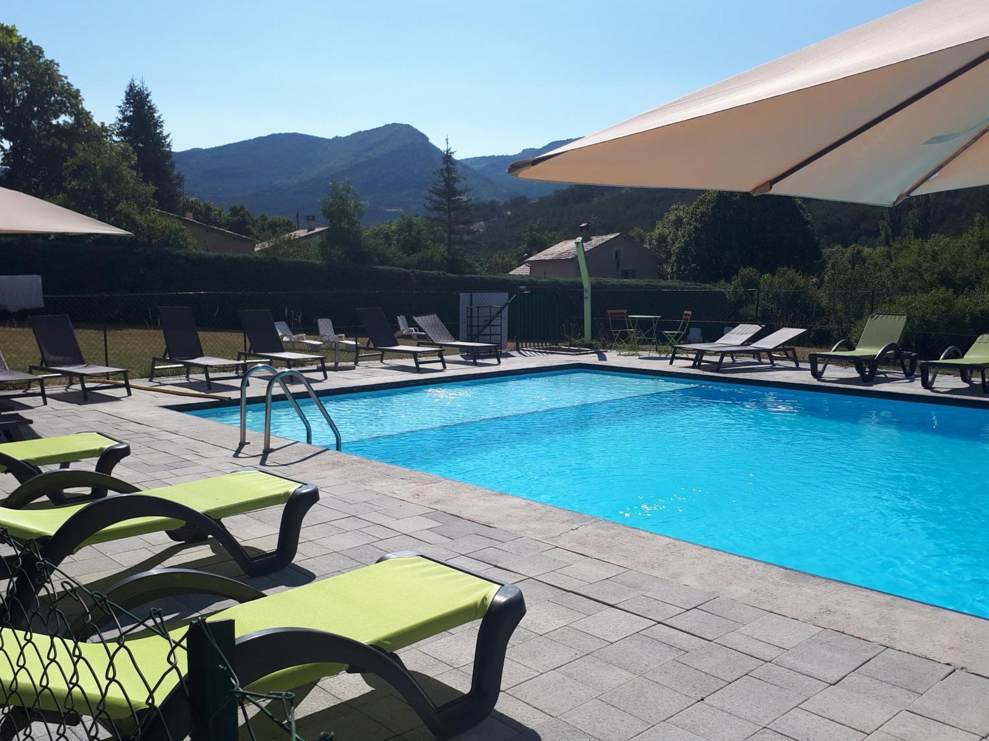 Logis Hotel Le Ceans Orpierre Buitenkant foto